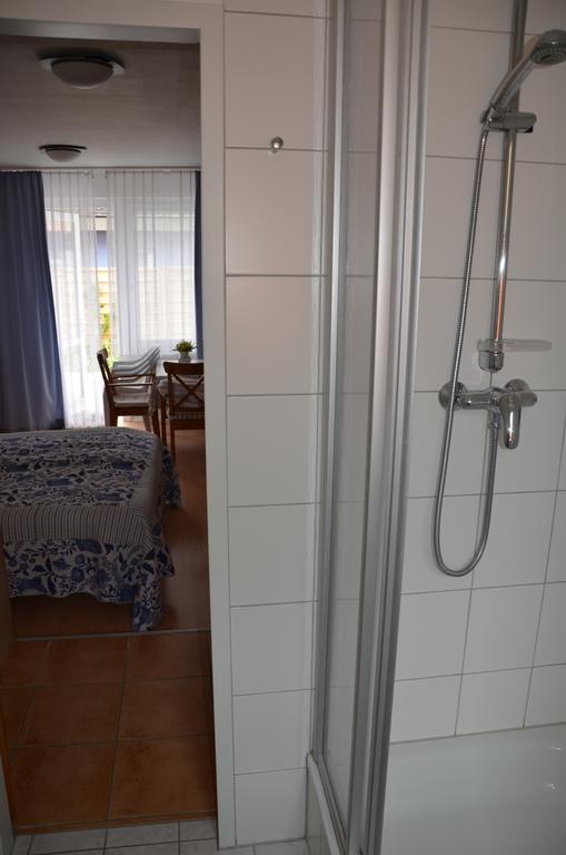 Strandapartment-Mondfisch An Der Ostsee Thiessow Room photo